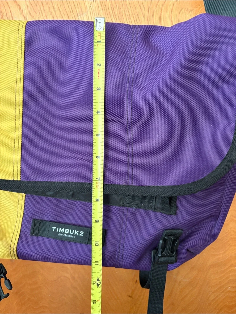 Vintage 90’s Timbuk2 Two-Tone Purple and Yellow Messenger Bag lakers colors